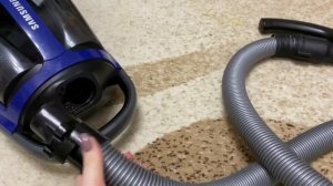 Как вытащить шланг из пылесоса