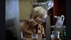 Алла Пугачёва - По улице моей. Кадры из фильма "Ирония судьбы" (1975)