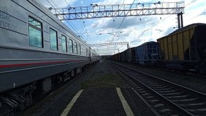 ЭП2К-253/ЭП2К-129 с пассажирским поездом №141Е Пермь-2 - Симферополь следует по ст. Мурсалимкино