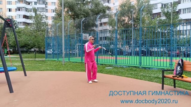 Разминка с тренировочными нунчаку (6)