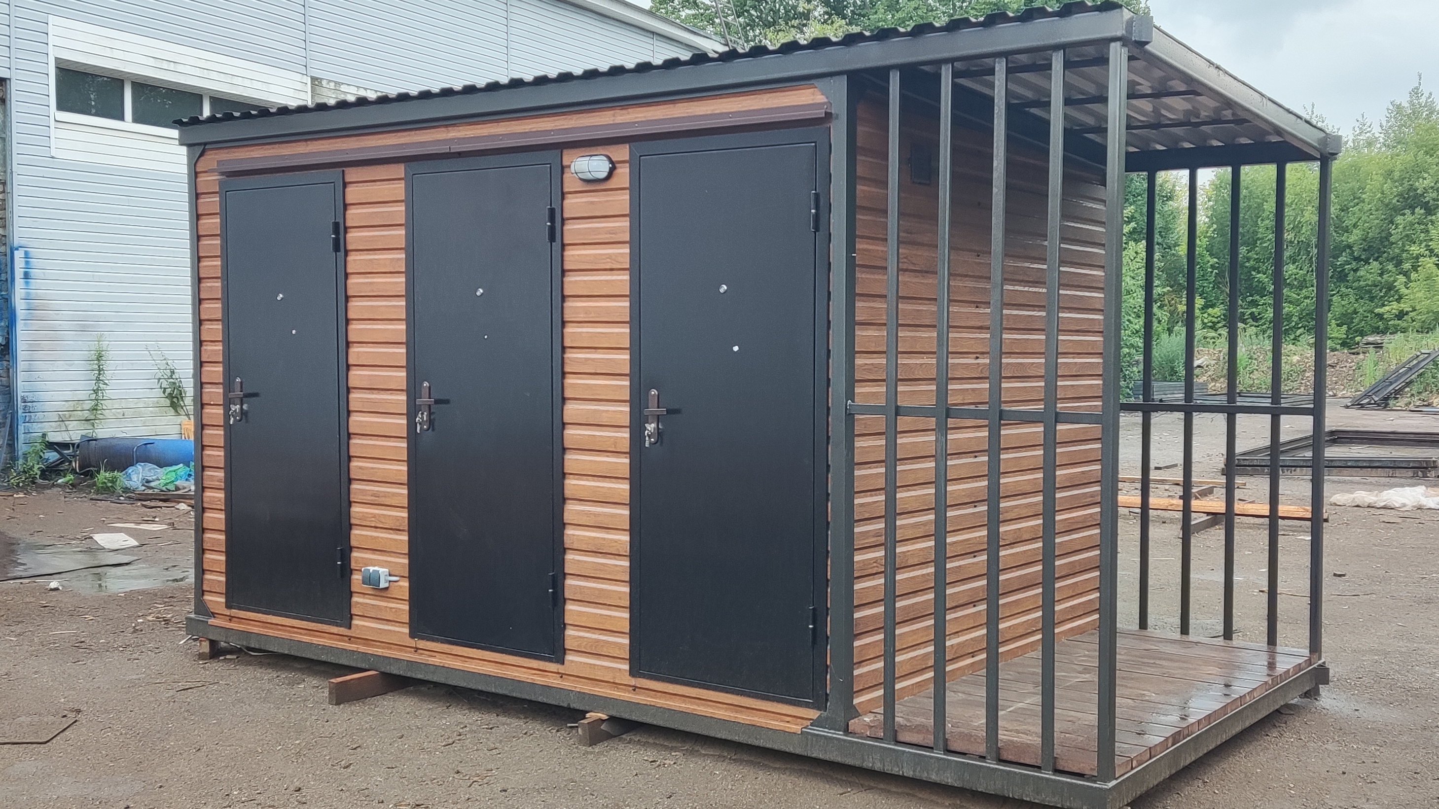 Дачный домик Люкс с дровником сантехнический блок контейнер вагончик бытовка 5 метровый смотреть онлайн