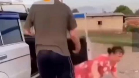 Аккуратно забрал Наталью 🤪