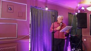 Вечер посвящён поэту Роберту Рождественскому. Стихи читает Богдан Бандура.