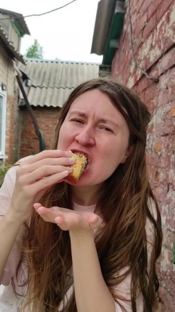 Мама приготовила НОВИНКУ я оцениваю #мамаидочь#влог#лерахаас#tiktok#shorts