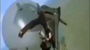 Незапланированный контакт прямо от лица пилота самолета.