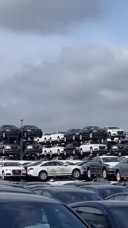 В Германии сотни новых Audi с нулевым пробегом пустят под пресс.

Так происходит, потому что у произ