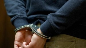 Задержана банда вымогателей, похитившая 4 млн у участников СВО