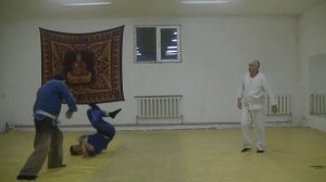 00543 Нападение двое на одного. Легкий тренинг.