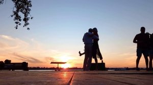 тангонуэвонасамарскомзакате.mp4