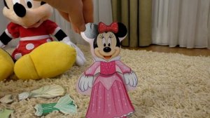 Диана в образе Минни Маус - на Пикнике Новые игрушки Минни Маус  - Принцессы Диснея