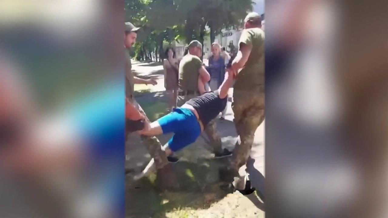 На Украине идет настоящая охота на людей