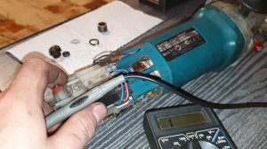 Макита 9565с не набирает обороты и гудит,греется