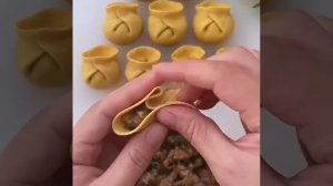 Интересный способ лепки теста