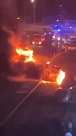 💥Две машины сгорели этой ночью в результате атаки БПЛА в Зеленограде💥