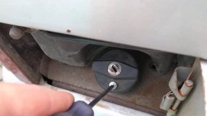 КАК ОТКРЫТЬ КРЫШКУ БЕНЗОБАКА БЕЗ КЛЮЧА ЛАЙФХАК