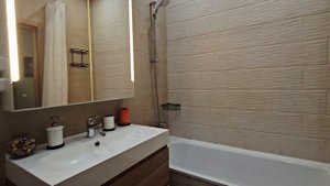 ПРОДАЕТСЯ двухкомнатная квартира-распашонка в ЖК Ясный в Москве у метро Домодедовская