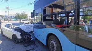 Аварии и ДТП на ДОРОГАХ — подборка водятлов и летунов