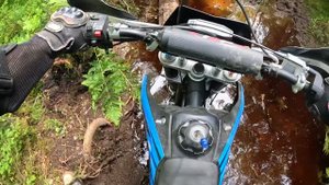 Regul Moto по болоту