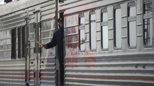 Из-за ЧП в Ростовской области 132 поезда следуют с задержками до 15 часов