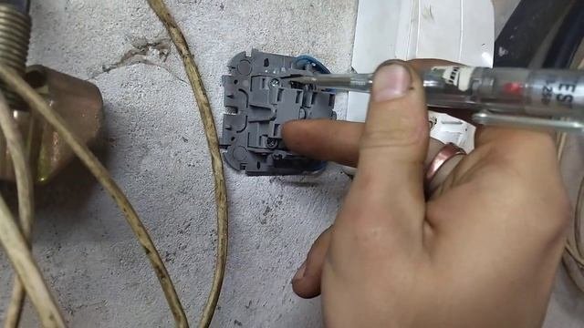 проходной выключатель подключение
