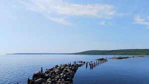 Медвежьегорск. Онежское озеро. Грузовой порт.