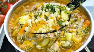 Рассольник из перловки и фарша для тех, у кого нет времени готовить