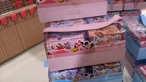 #22 Вечерняя прогулка по Шанхаю.Набережная Вайтань, Нанкинская улица.Вкусное сладкое мясо. Китай2025