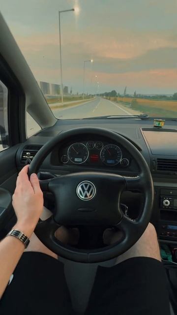 Volkswagen Sharan #sheva @SHEVAvaz #capcut #automobile #golf #polo #sheva_vaz2114 смотреть онлайн