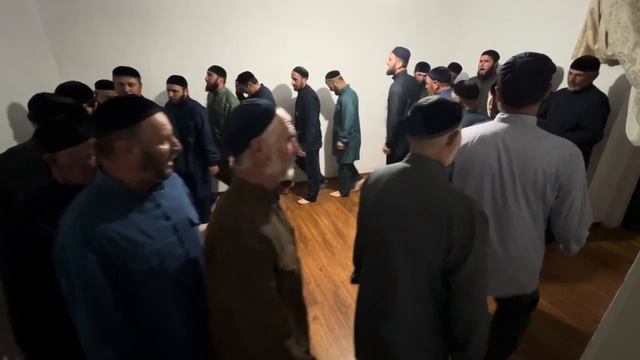 Зикр Анди у Умайгаджиевых 3-я ночь смотреть онлайн