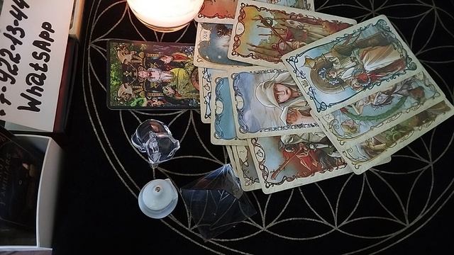 4 королевы, ближайшее будущее смотреть онлайн