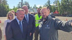 В Братске на федеральной трассе идет ремонт дороги, обустройство тротуаров и будет установлено свыше