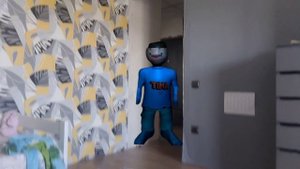 Тимоха пришёл ко мне комнату