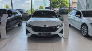 Skoda Octavia RS 2025 обзор