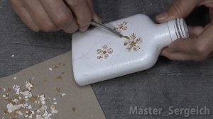 I took a bottle and eggshell, and this is what came out! The result is amazingly beautiful!