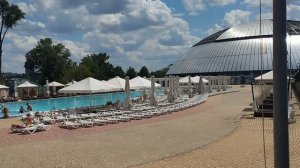 Атмосфера в аквапарке в Донецке