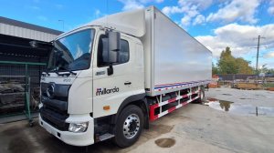 HINO 700 изотермический фургон с прицепным устройством