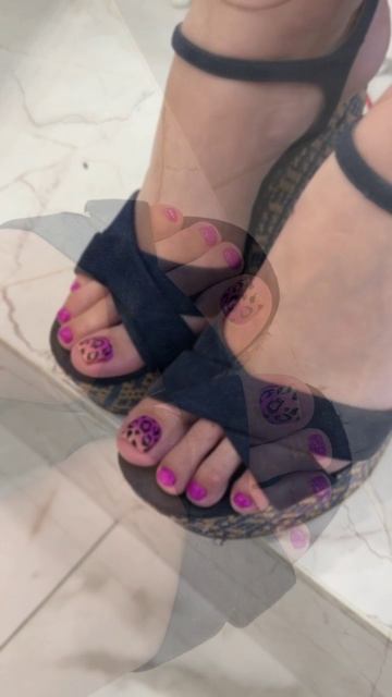 Выполнен SMART - педикюр, ручная роспись, леопардовый принт, градиент с переходом цвета. смотреть онлайн