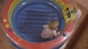 ✿ Супер БАТУТ! Распаковка и Прыжки на Даче Тrampoline unpacking and jump