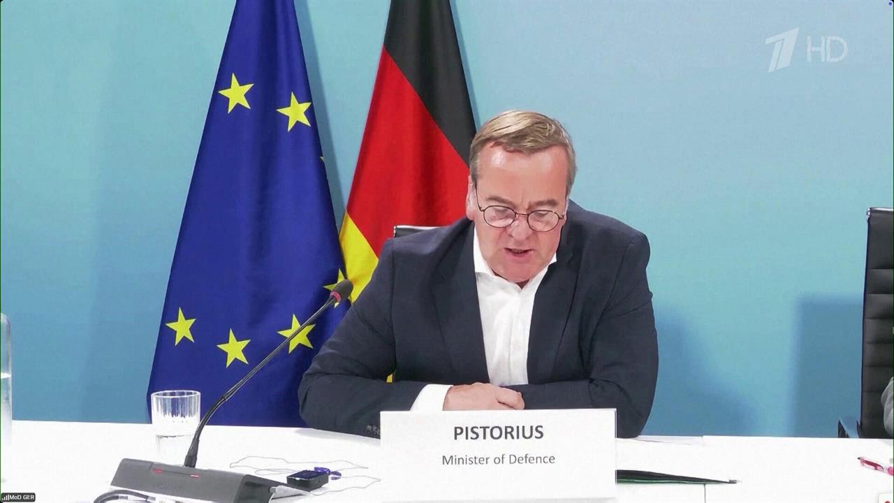 Министр обороны ФРГ Борис Писториус сообщил о передаче Киеву пяти ЗРК Patriot