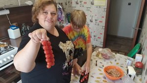 Готовлю ужин/  Мне её отстегнуть?/  Общение/   Перцы фаршированные/ Котлеты/