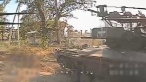 Филигранная работа оператора оптоволоконного FPV-дрона ВТ-40, поразившего БМП-1ТС ВСУ в открыт...