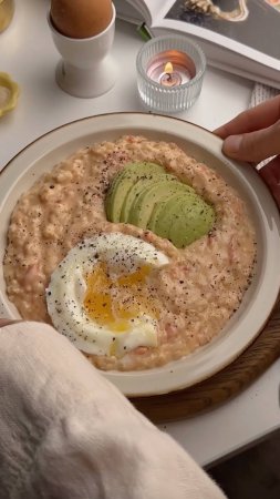 Томатная овсянка с сыром 🍅🧀