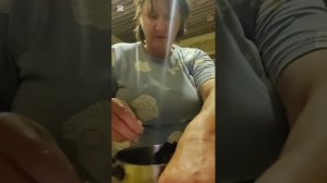 Получился шикарный холодец из рыбы для нашей кошечки Мяляк
