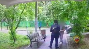Оперативники Восточного округа столицы задержали подозреваемого в мошенничестве в отношении студента