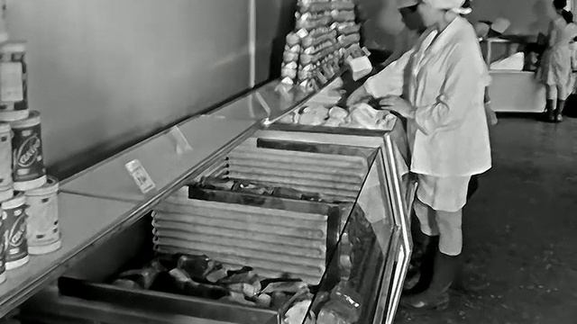 1971 год. Тюмень. В продуктовом магазине