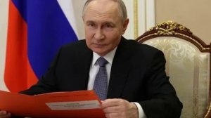 Путин назвал поддержку автопрома обязанностью государства.