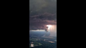 Такая сумасшедшая погода ещё не была.🌪️😮