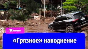 Наводнение в Южной Корее: улицы завалило грязью и мусором