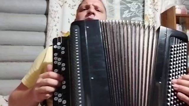 Отцвели уж давно хризантемы в саду