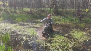 По следам прототипа выбираюсь из болота на полноприводном пиле-мотоцикле